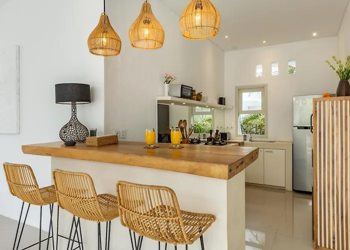 Fresh And Stylish 3bd In With Private Pool *